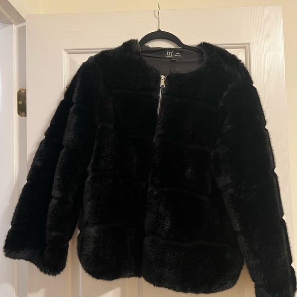 Zara Faux Fur Short Black Jacket - Picture 3 of 4